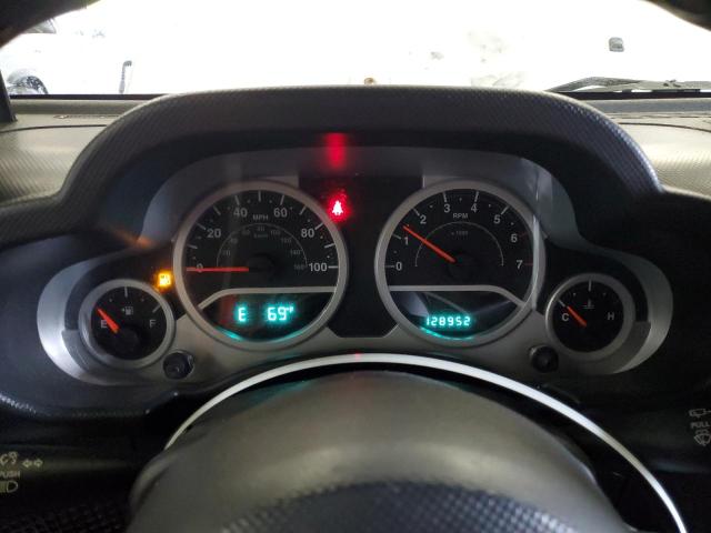 1J4FA54157L183566 - 2007 JEEP WRANGLER SAHARA 银色 照片 9