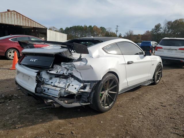 1FA6P8CF8K5200138 - 2019 FORD MUSTANG GT WHITE photo 3