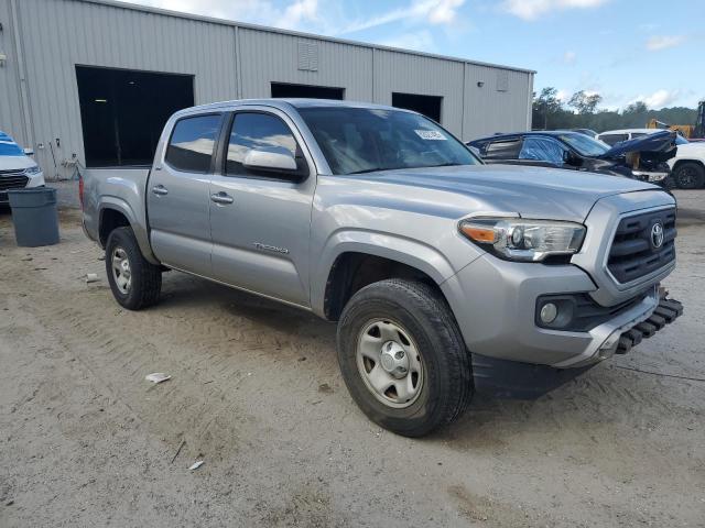 5TFAX5GN4HX095311 - 2017 TOYOTA TACOMA DOUBLE CAB 银色 照片 4