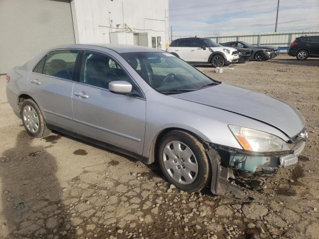 1HGCM66313A039749 - 2003 HONDA ACCORD LX SILVER photo 4