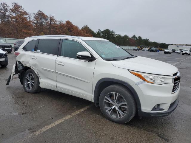 5TDJKRFH9GS296370 - 2016 TOYOTA HIGHLANDER XLE WHITE photo 4