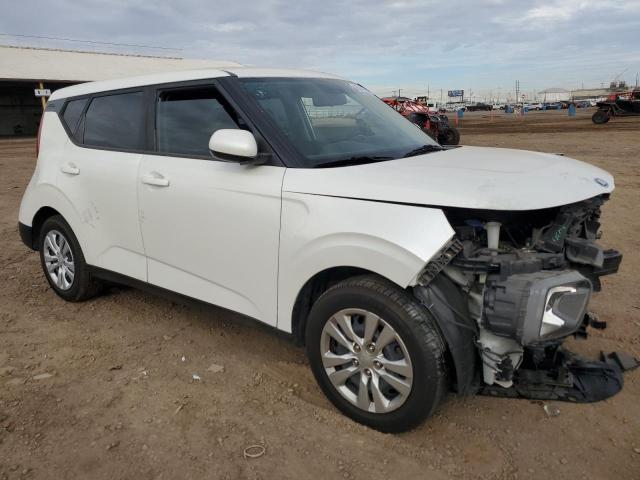 KNDJ23AU5L7734159 - 2020 KIA SOUL LX WHITE photo 4