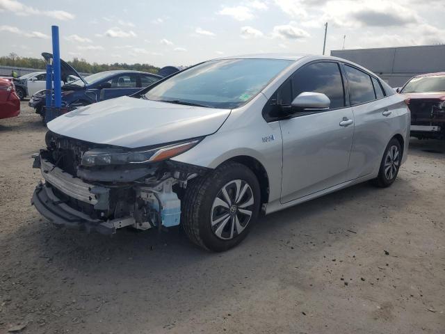 2017 TOYOTA PRIUS PRIM, null