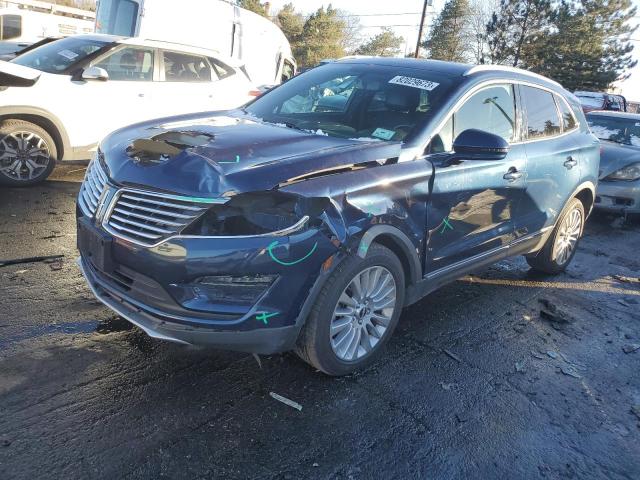 5LMCJ3D93HUL69999 - 2017 LINCOLN MKC RESERVE BLUE photo 1