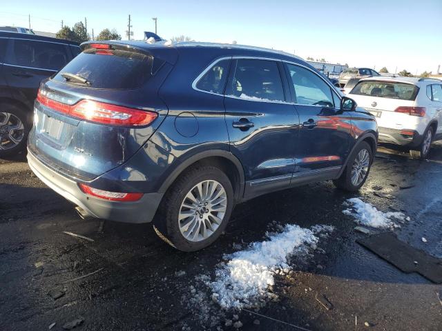 5LMCJ3D93HUL69999 - 2017 LINCOLN MKC RESERVE BLUE photo 3