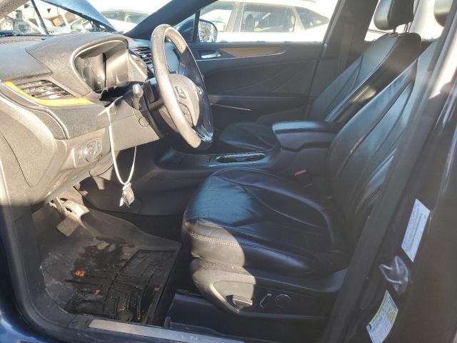 5LMCJ3D93HUL69999 - 2017 LINCOLN MKC RESERVE BLUE photo 7