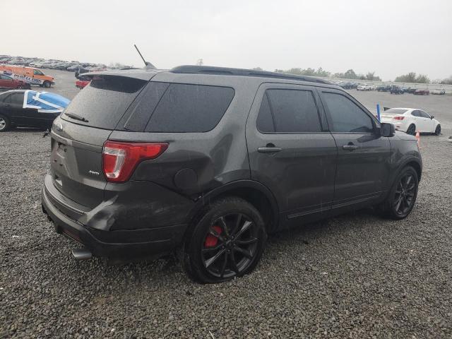 1FM5K8D89JGA53542 - 2018 FORD EXPLORER XLT Gris photo 3
