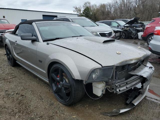 1ZVHT85H385151434 - 2008 FORD MUSTANG GT GRAY photo 4