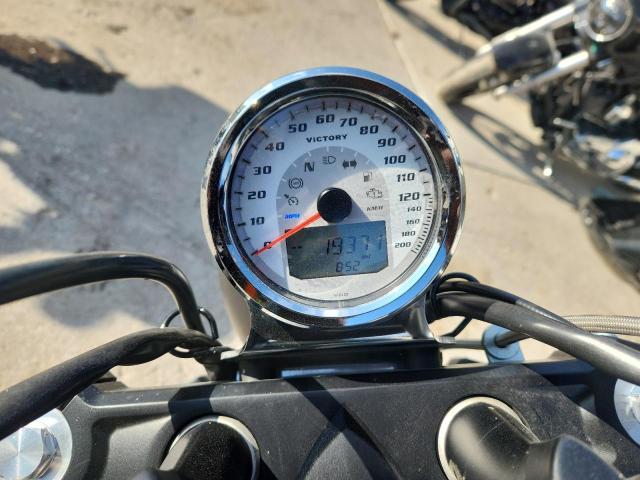 5VPLB36N2G3049268 - 2016 VICTORY MOTORCYCLES GUNNER GREEN photo 7