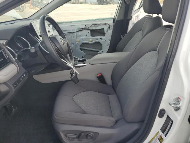 4T1C11BK9MU044104 - 2021 TOYOTA CAMRY LE WHITE photo 7
