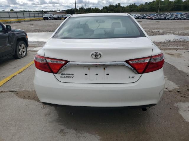 4T1BF1FK1HU347956 - 2017 TOYOTA CAMRY LE 白色 照片 6
