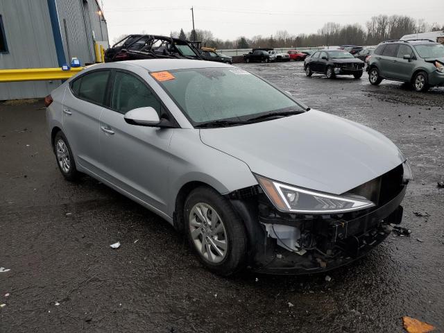 KMHD74LF8LU982549 - 2020 HYUNDAI ELANTRA SE SILVER photo 4