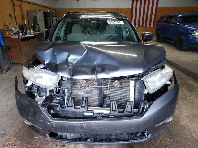 5TDBK3EH9DS211767 - 2013 TOYOTA HIGHLANDER BASE Grafitowy zdjęcie 5