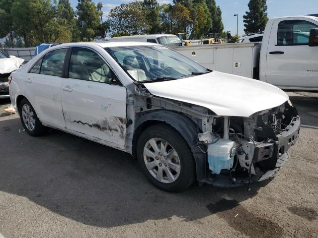 JTNBK46K373015793 - 2007 TOYOTA CAMRY LE WHITE photo 4