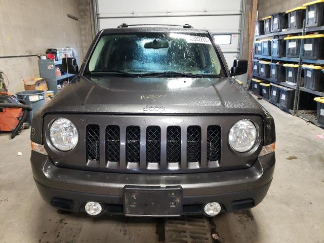 1C4NJRFB2FD218331 - 2015 JEEP PATRIOT LATITUDE GRAY photo 5