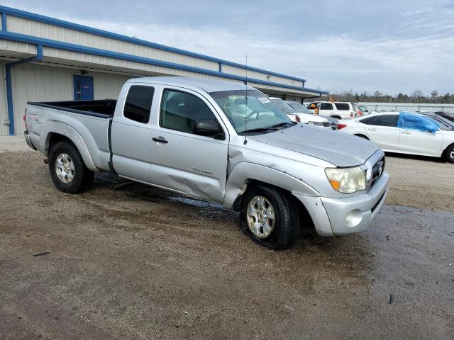 5TEUU42NX8Z570556 - 2008 TOYOTA TACOMA ACCESS CAB GRAY photo 4