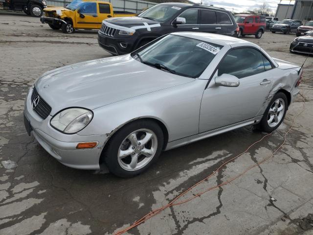 2002 MERCEDES-BENZ SLK 320, 