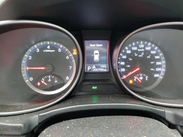 5XYZUDLB6EG129216 - 2014 HYUNDAI SANTA FE S SILVER photo 9