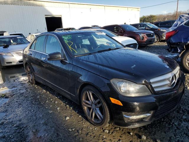 WDDGF4HBXDA773381 - 2013 MERCEDES-BENZ C 250 BLACK photo 4