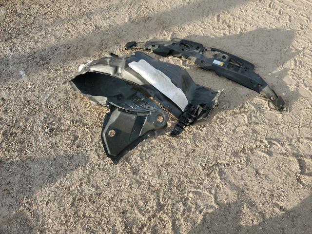 5TDJZRFH6KS623487 - 2019 TOYOTA HIGHLANDER SE 银色 照片 13