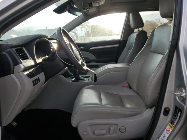 5TDJZRFH6KS623487 - 2019 TOYOTA HIGHLANDER SE 银色 照片 7