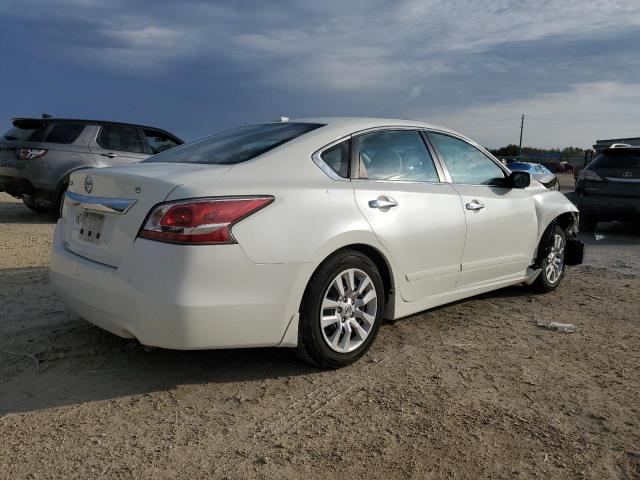 1N4AL3AP1FN316355 - 2015 NISSAN ALTIMA 2.5 WHITE photo 3