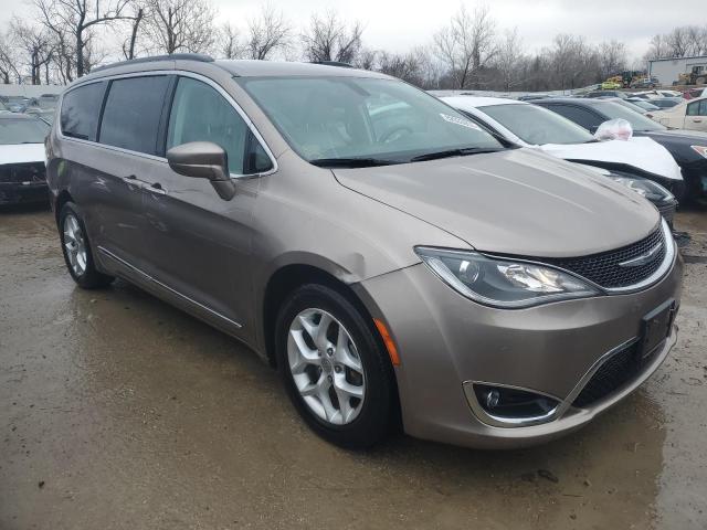 2C4RC1BG9HR536476 - 2017 CHRYSLER PACIFICA TOURING L TAN photo 4