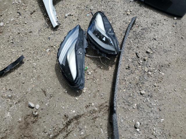 5YJYGDEF2MF264623 - 2021 TESLA MODEL Y 白色 照片 12