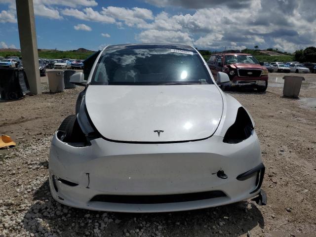 5YJYGDEF2MF264623 - 2021 TESLA MODEL Y 白色 照片 5