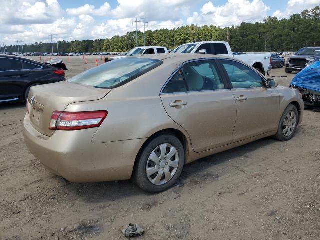 4T1BF3EK4AU027226 - 2010 TOYOTA CAMRY BASE ოქროსფერი ფოტო 3