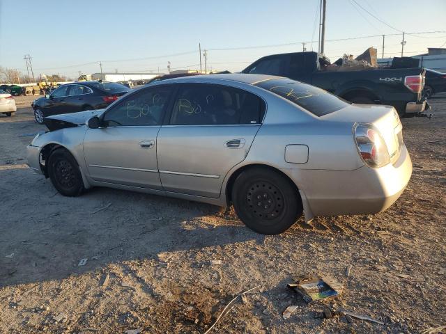 1N4AL11DX5N412784 - 2005 NISSAN ALTIMA S SILVER photo 2