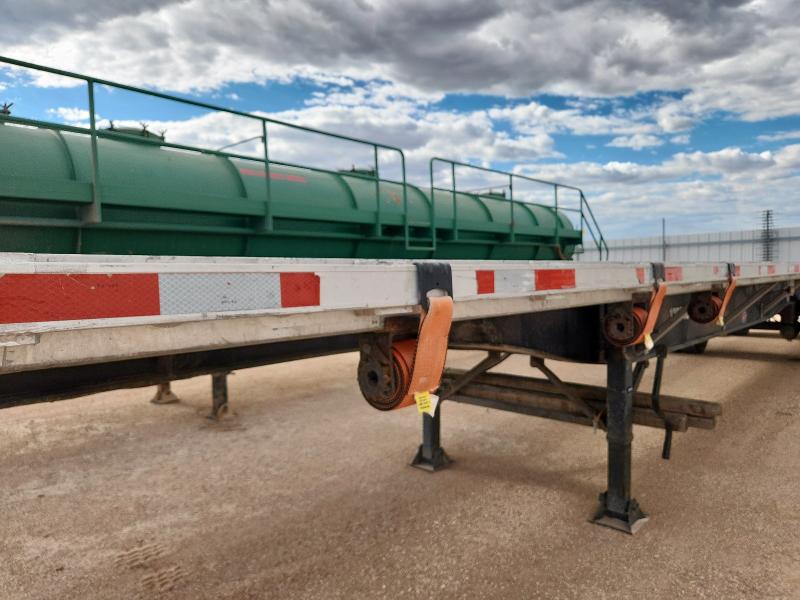 1UYFS2480CA395166 - 2012 UTILITY TRAILER Серебристый фото 10