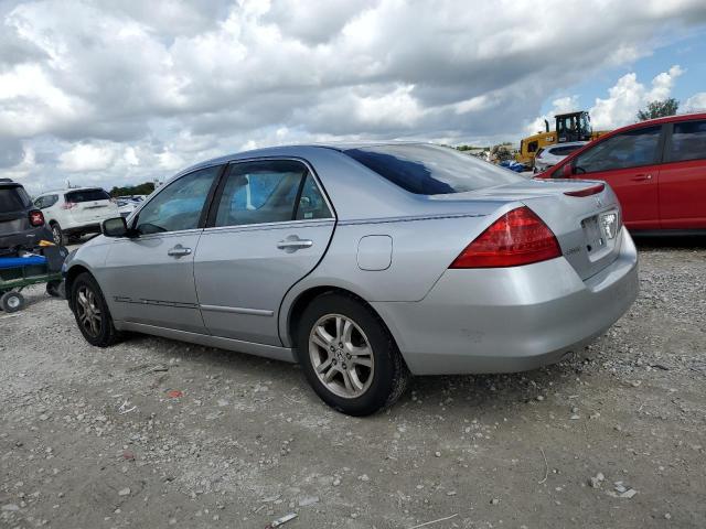 1HGCM56747A159712 - 2007 HONDA ACCORD EX 银色 照片 2