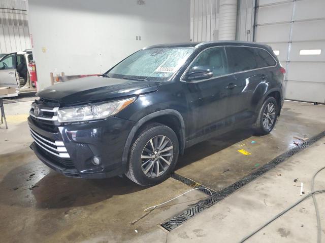 2019 TOYOTA HIGHLANDER SE, 