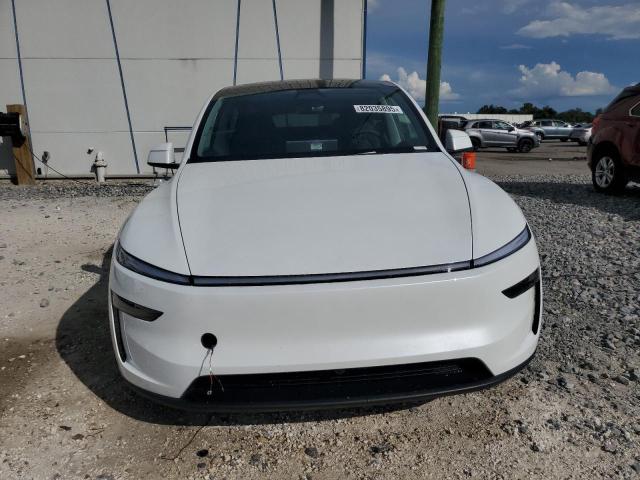 7SAYGDEE8TA448714 - 2026 TESLA MODEL Y WHITE photo 5