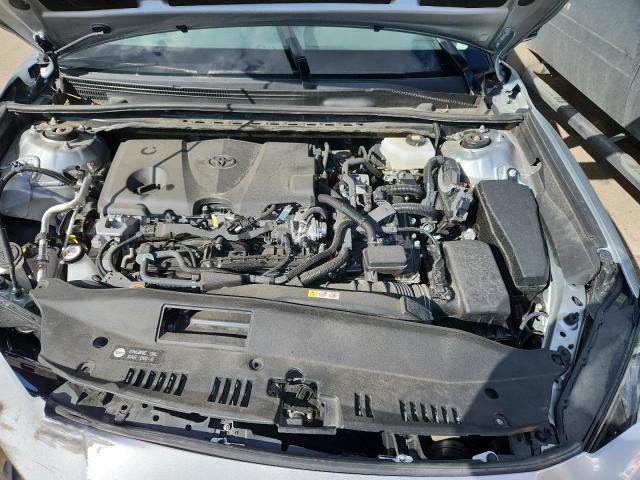 4T1DAACKXSU000189 - 2025 TOYOTA CAMRY XSE 银色 照片 11