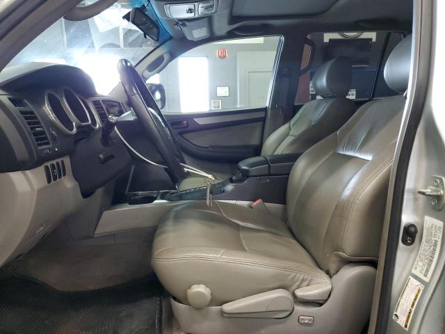 JTEBU14R750075485 - 2005 TOYOTA 4RUNNER SR5 SILVER photo 7