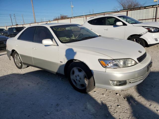 JT8BF28G9Y0276496 - 2000 LEXUS ES 300 WHITE photo 4