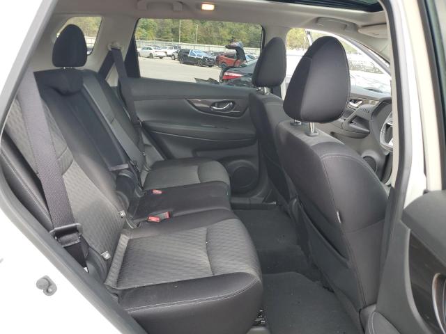 JN8AT2MV3JW349816 - 2018 NISSAN ROGUE S Blanc photo 11