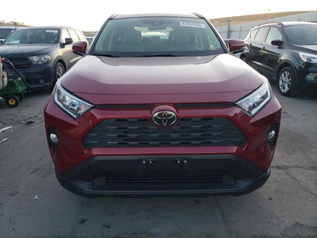 JTMA1RFV9KD031896 - 2019 TOYOTA RAV4 XLE PREMIUM BURGUNDY photo 5