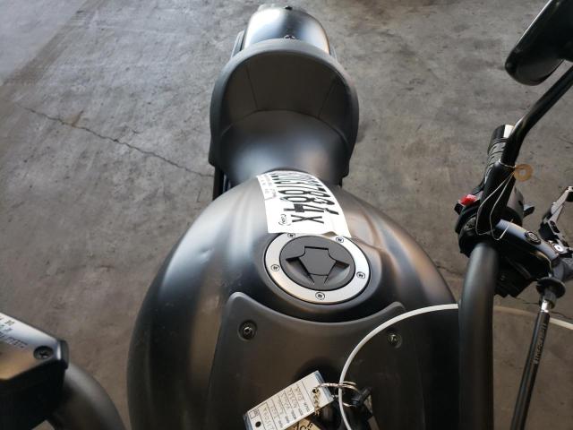 JKAENEC19PDA07232 - 2023 KAWASAKI EN650 C Schwarz Foto 5