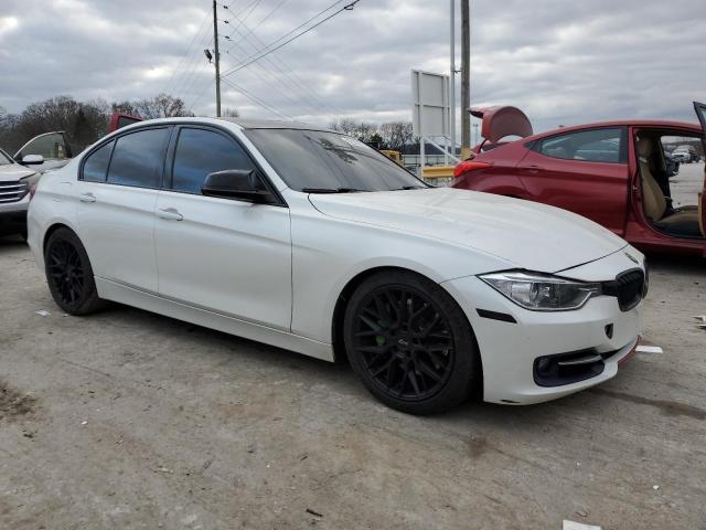 WBA3B9C52DF140439 - 2013 BMW 335 XI WHITE photo 4