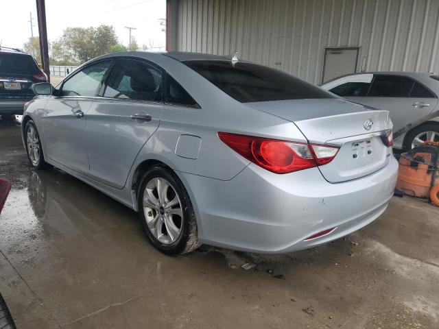 5NPEC4AC2BH259544 - 2011 HYUNDAI SONATA SE SILVER photo 2