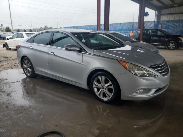 5NPEC4AC2BH259544 - 2011 HYUNDAI SONATA SE SILVER photo 4