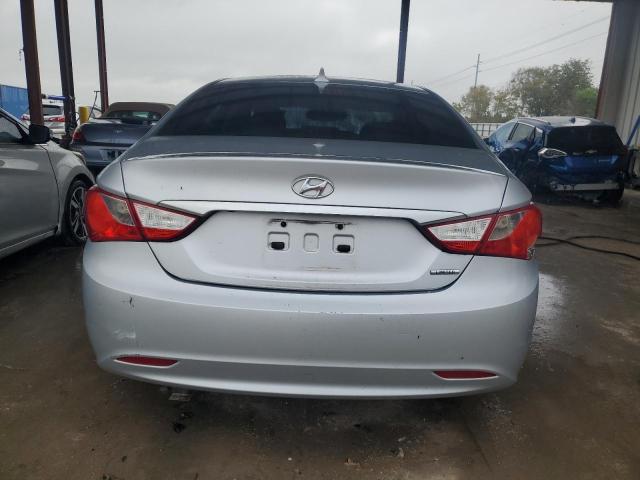 5NPEC4AC2BH259544 - 2011 HYUNDAI SONATA SE SILVER photo 6