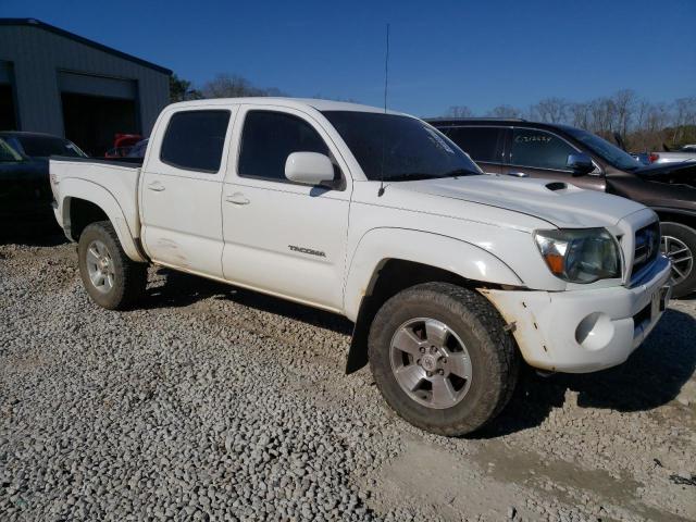 5TEJU4GN0AZ692537 - 2010 TOYOTA TACOMA DOUBLE CAB PRERUNNER WHITE photo 4