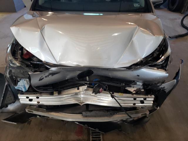 JTDKBRFU2G3004349 - 2016 TOYOTA PRIUS SILVER photo 11