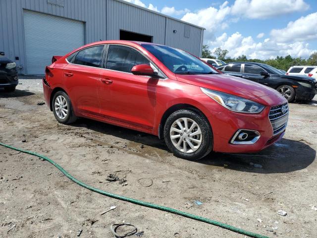 3KPC24A3XKE061633 - 2019 HYUNDAI ACCENT SE RED photo 4