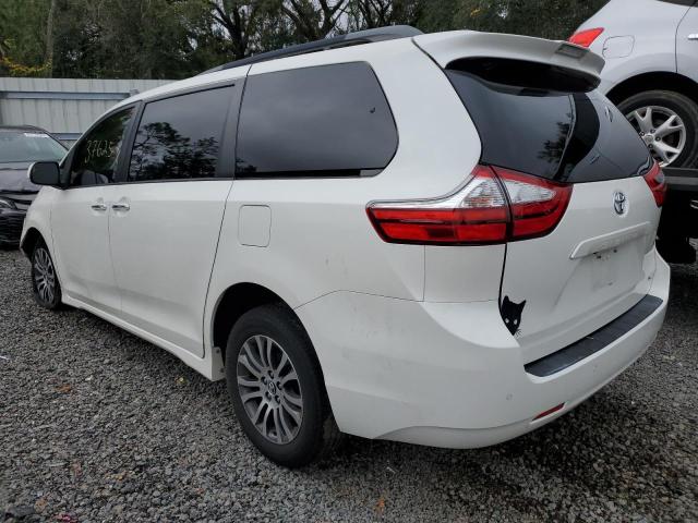 5TDYZ3DC9JS933800 - 2018 TOYOTA SIENNA XLE WHITE photo 2