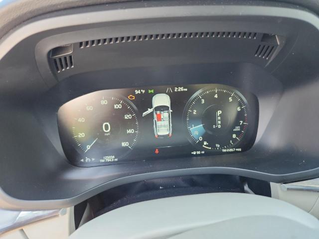 LYVA22RK2JB097432 - 2018 VOLVO XC60 T6 WHITE photo 9